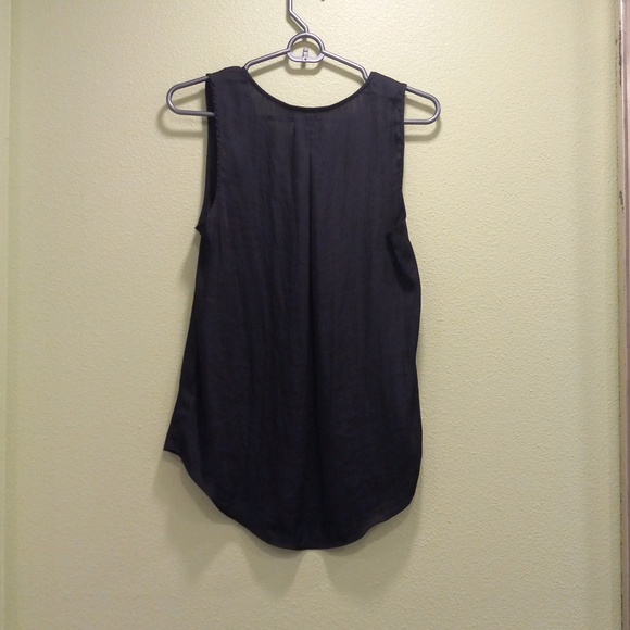 Banana Republic Black Sleeveless Blouse - Picture 4 of 5